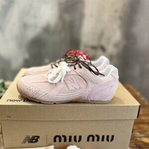 ✅Authentic NWB Miu Miu x New Balance 530 SL Sneakers
